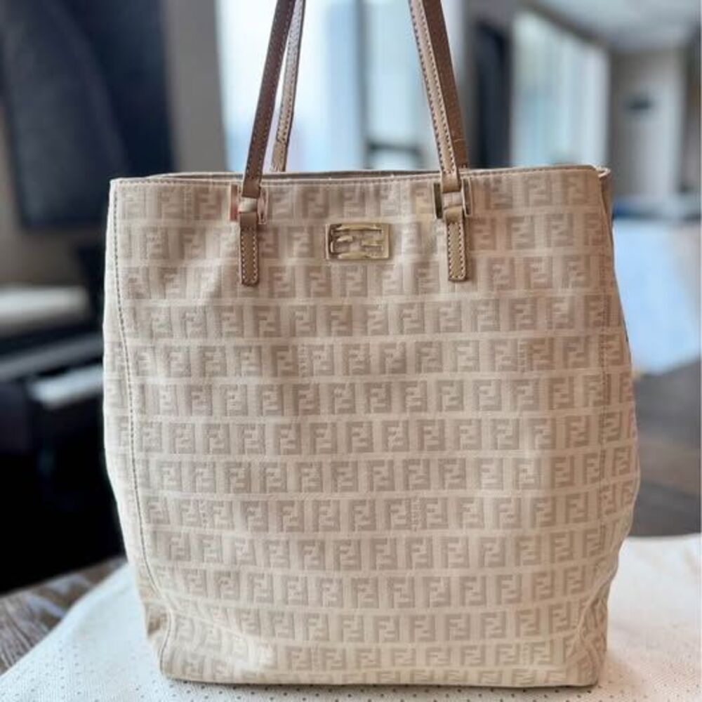✨ Fendi Zucchino Zucca tote Beige Authentic crossbody option fits MacBook air